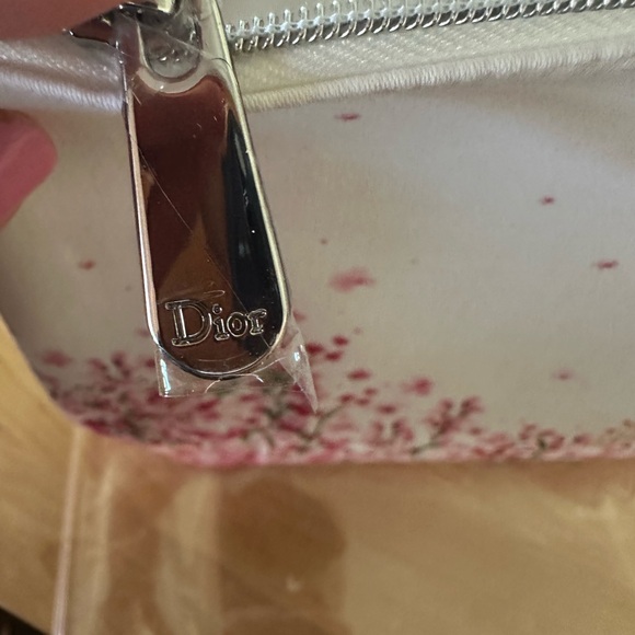 Christian Dior Limited Edition Pink Floral Wristlet Pouch - Picture 3 of 7